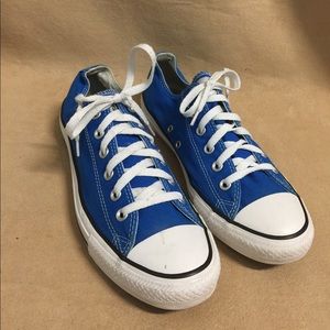 Converse All Stars men’s size 8 women’s size 10